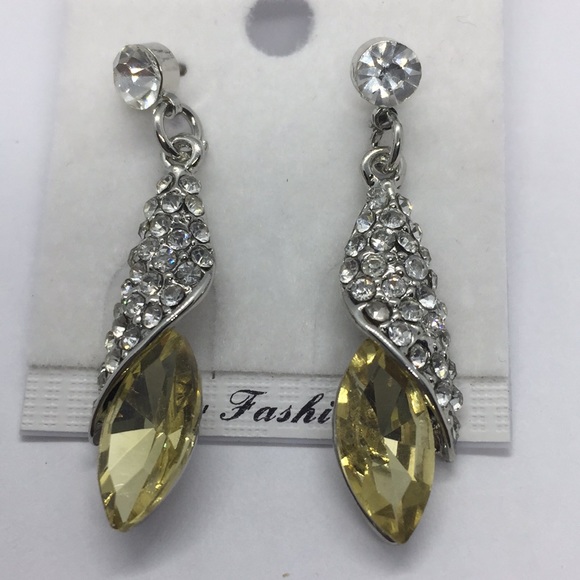 Women Earring Silver Plated Alloy with Stone - Picture 4 of 6